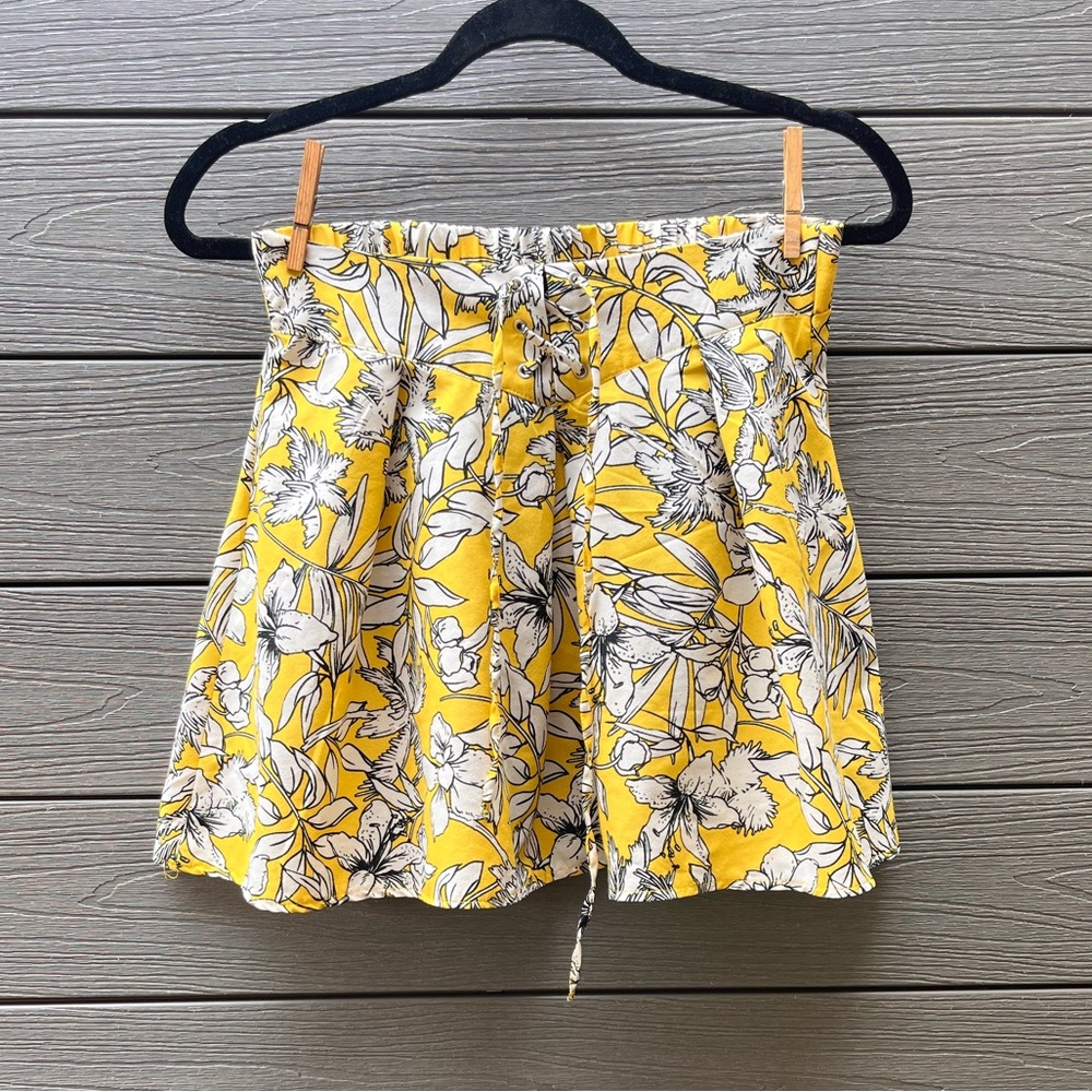 Floral yellow skirt
